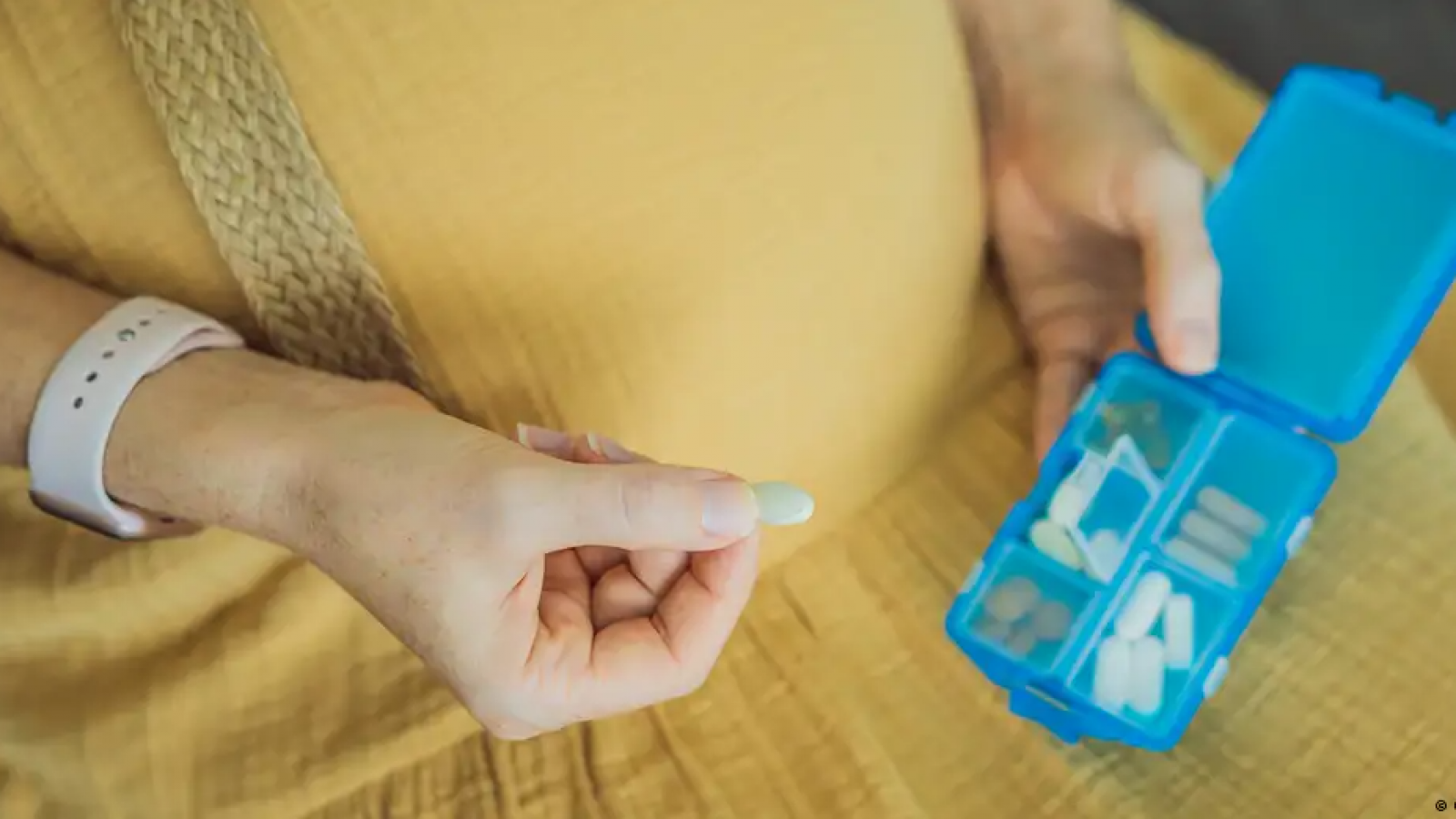 <p>Relacionan paracetamol en embarazo con ovarios más pequeños</p>
