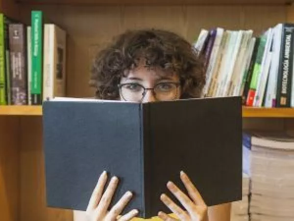 ¿Puedes contar una historia en solo 120 palabras? Concurso de microcuentos abre convocatoria