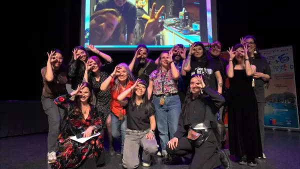 Festival Ojo de Pescado premia cinco categorías y homenajea a Ignacio Aliaga