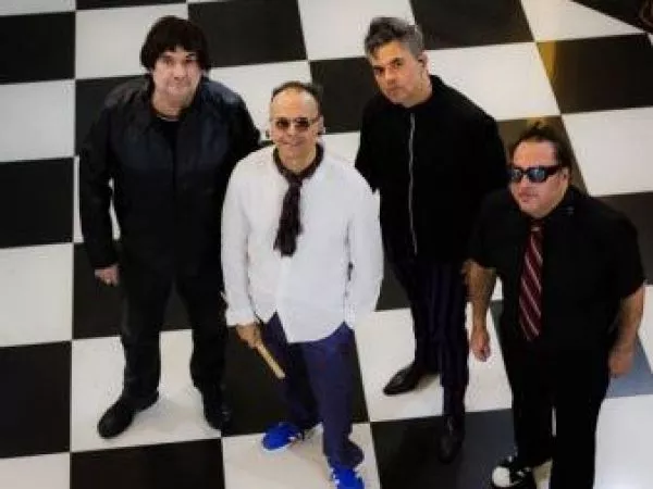 Los Tres y Claudio Narea se suman a Santiago Rocks 2026