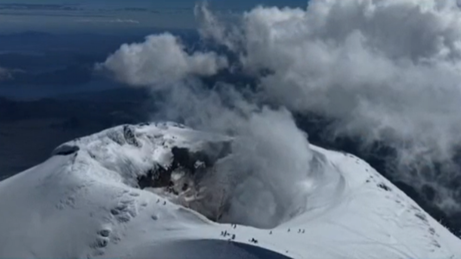 <p>Advierten reactivación atípica del volcán Villarrica</p>
