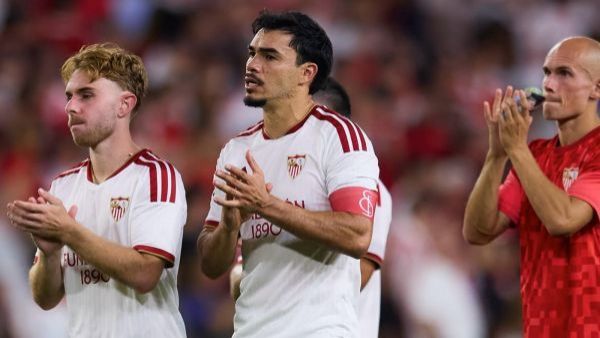 Sevilla le ganó al Valencia en LaLiga y así evaluaron a Gabriel Suazo
