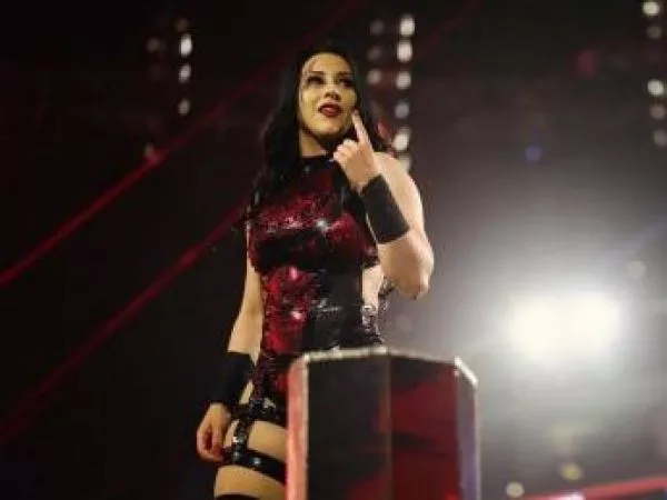 Stephanie Vaquer va por el título mundial de WWE ante Liv Morgan en Chile