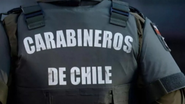 Carabineros abre 175 vacantes para personal civil con sueldos de más de $3 millones
