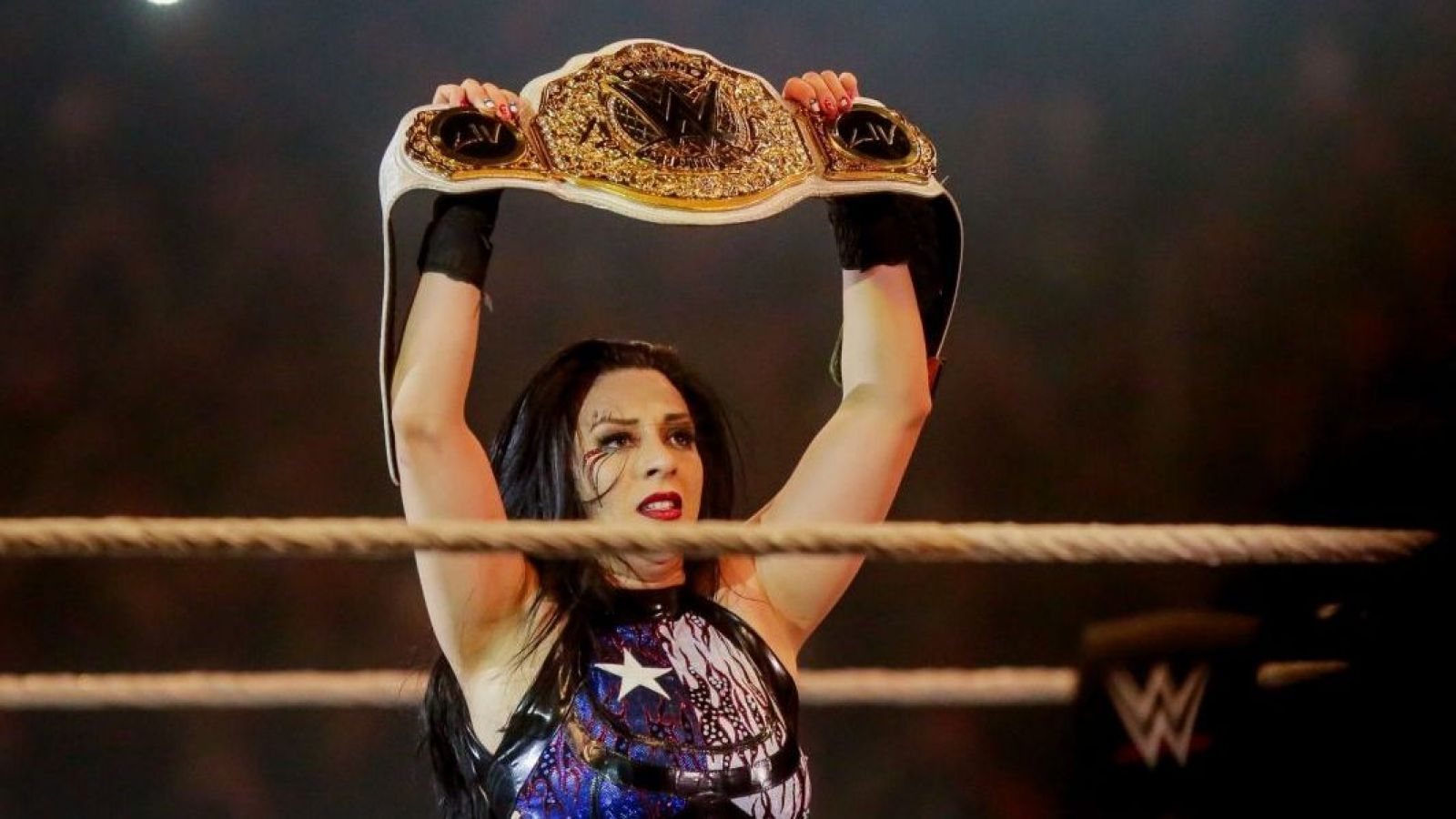"La Primera" hace historia en Chile: Stephanie Vaquer se corona campeona Mundial de WWE tras vencer a Liv Morgan
