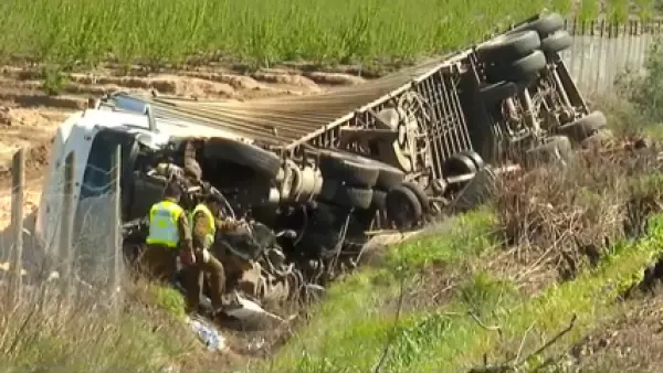 Fatal accidente en San Javier: dos personas mueren tras colisión frontal entre camiones