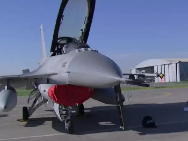 Exclusivo: F-5 y F-16, los cazas que sobrevolarán Santiago en la Parada Militar 2026