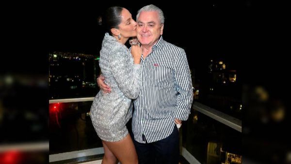 <p>“¿Qué le pasó a Kel?”: foto compartida por Hernán Calderón genera reacciones</p>“¿Qué le pasó a Kel?”: foto compartida por Hernán Calderón genera reacciones
