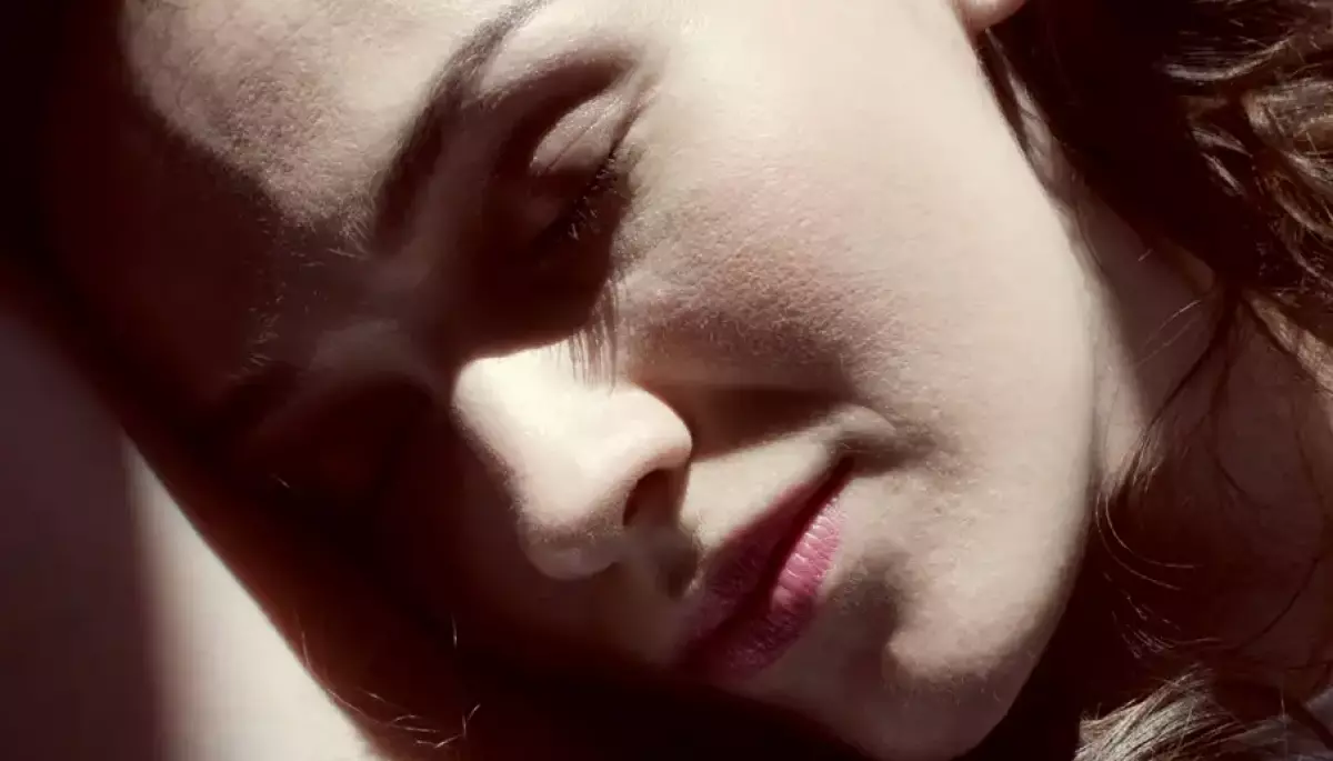 Photo: tvn.cl Sleeping in Total Darkness Protects Heart Health, Study Finds