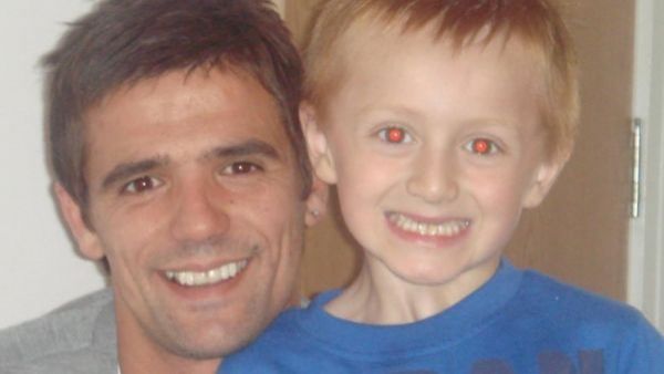 "Nada en mi vida podría haberme preparado para escribir este mensaje: nuestro precioso hijo ha fallecido"
