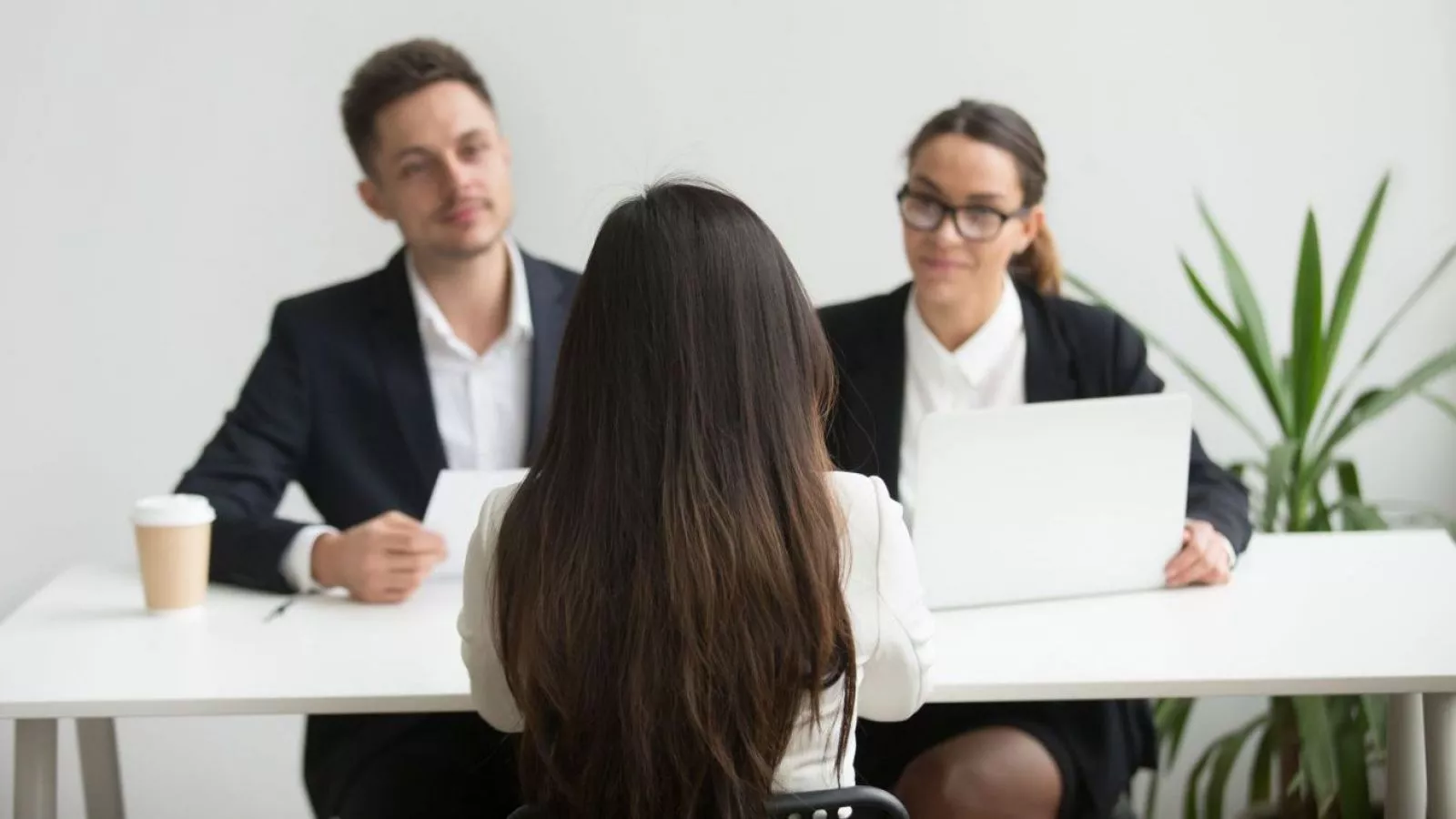 ¿Buscas trabajo y no te llaman? Qué debes revisar en tus postulaciones