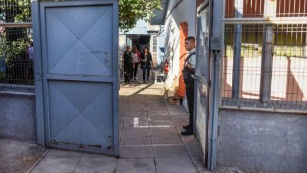 <p>Fuga de homicida en Copiapó: desvinculan a cuatro funcionarios de centro de internación</p>Fuga de homicida en Copiapó: desvinculan a cuatro funcionarios de centro de internación
