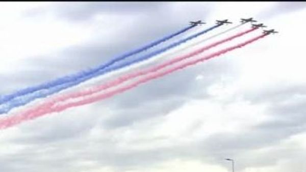 ¡Dueños del cielo! Así fue el sobrevuelo de los Halcones en la Parada Militar 2026
