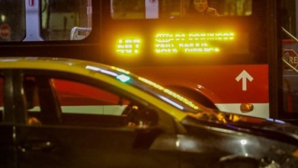 Balean a pasajero al interior de un taxi en Pudahuel: hombre de 41 años murió en el hospital