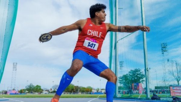 Medalla de oro y récord sudamericano: Claudio Romero brilla en el lanzamiento del disco en los Juegos Suramericanos Santa Fe 2026