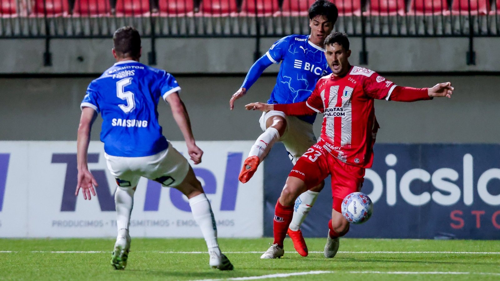 Universidad Católica en deuda: Empata ante Unión La Calera por Copa Chile
