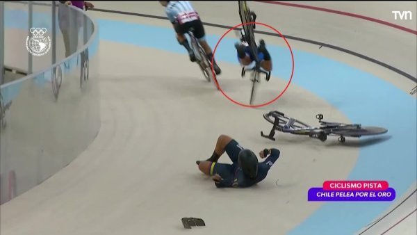 Chile zafó por poco: dramático accidente en la final del ciclismo en los Juegos Suramericanos Santa Fe 2026