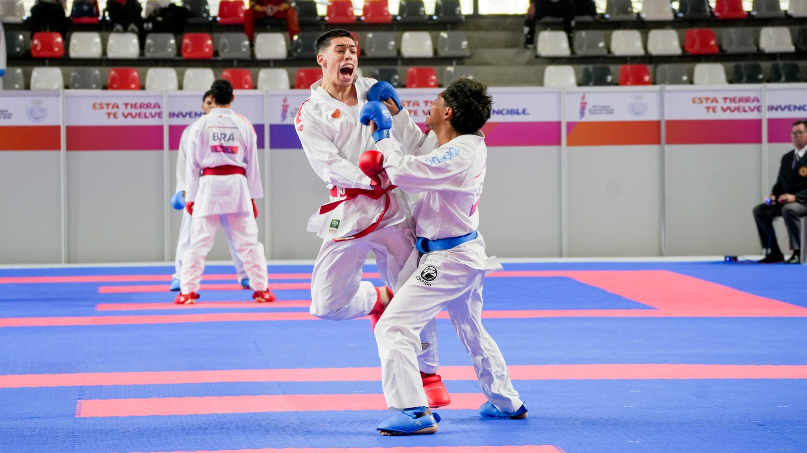 ¡Otro oro para Chile!: Tomás Freire se corona campeón en karate

