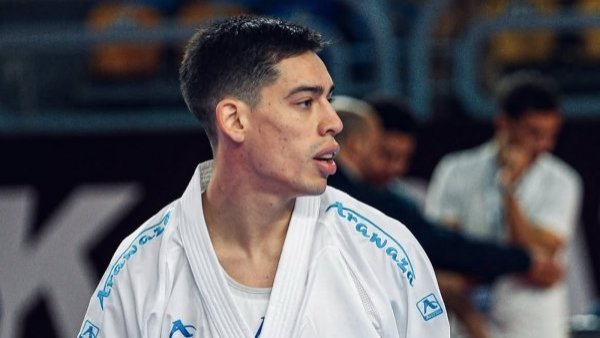 "Contra todo y contra todos": Impecable victoria de Tomás Freire en el karate