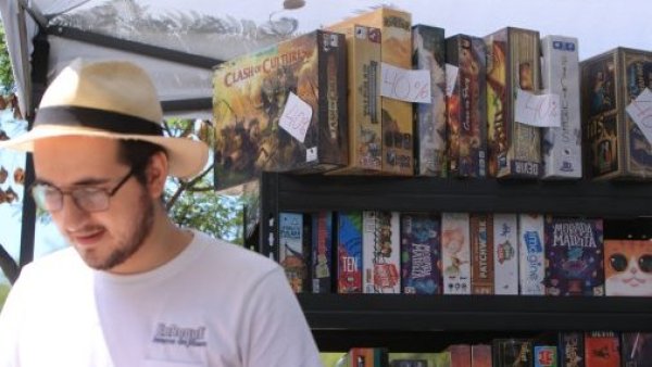 <p>Juegos de mesa ganan espacio en Chile como herramienta para el aprendizaje y la salud mental</p>