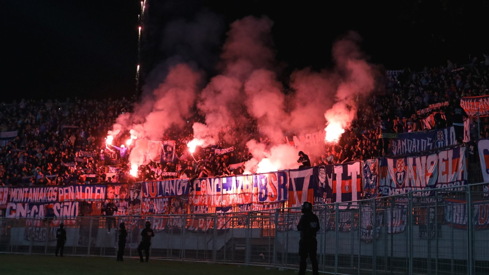 "Otra vez": Así reaccionaron en Argentina tras suspensión del partido Everton vs. Universidad de Chile
