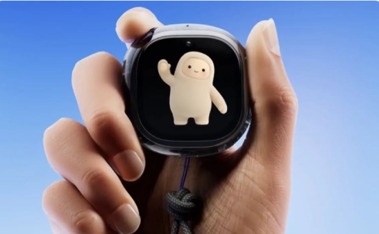 ¿El nuevo Tamagotchi? Meta sorprende con IA personal que cabe en un llavero