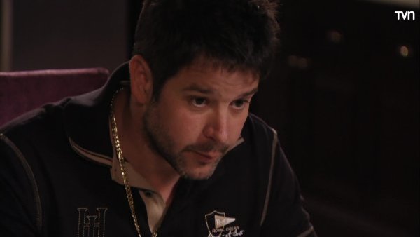 Avenida Brasil - T1E123 | La molestia de Tifón
