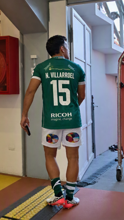 Jugador de Wanderers arriesga dura sanción tras obsceno gesto a hinchas de Cobreloa