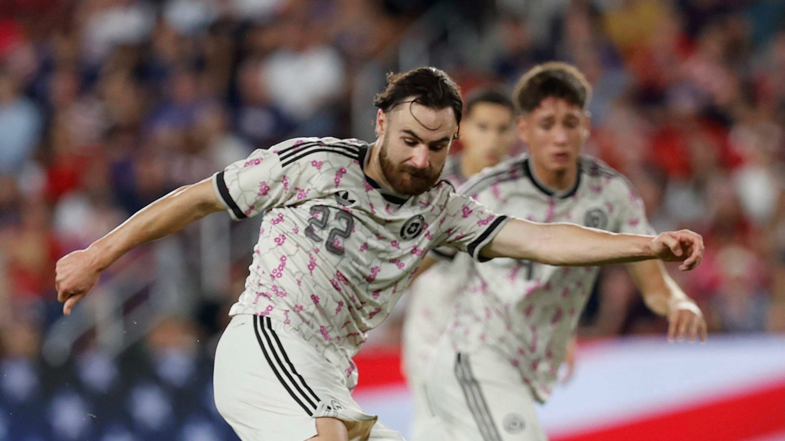 La Roja pagó caros sus errores defensivos y cayó en “guerra de goles” ante Estados Unidos
