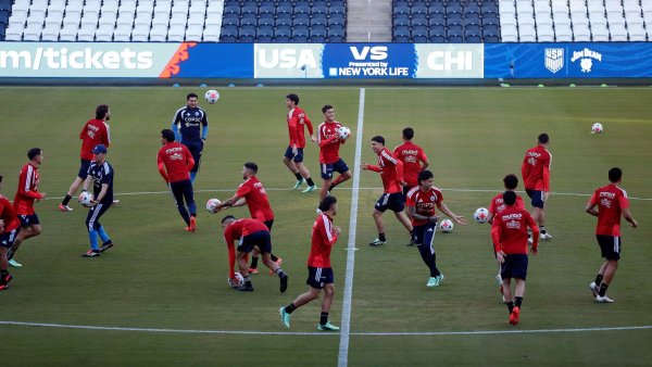 Sin Marcelino ni Pizarro: La formación de Chile para enfrentar a Estados Unidos