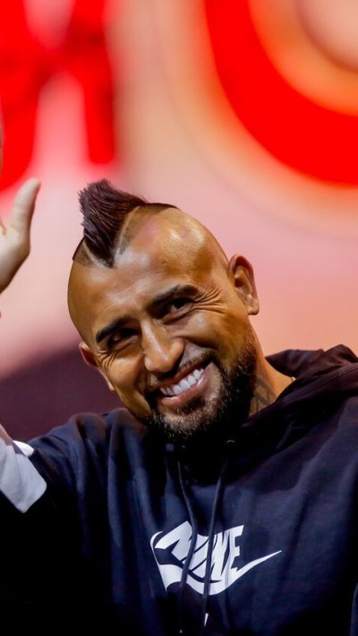 "Hay que ir a buscarlo": el candidato de Arturo Vidal para asumir como DT de la Selección Chilena