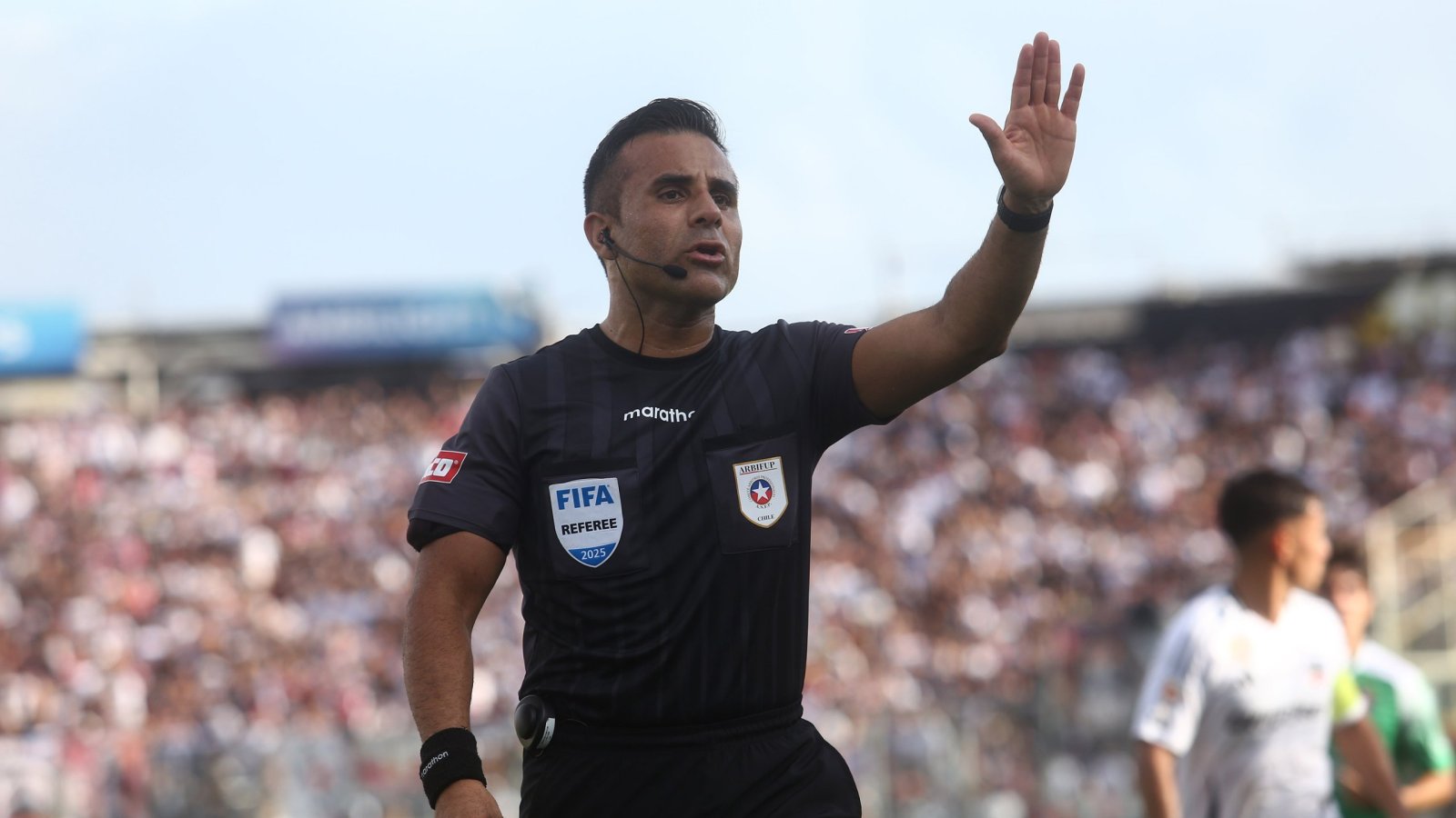 Alerta en el fútbol chileno: Sindicato de Árbitros Profesionales aprueba huelga "casi unánime"
