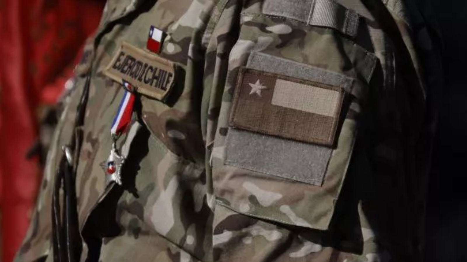 <p>Ejército informa el fallecimiento de alférez de reserva tras descompensarse durante entrenamiento en Putre, Arica</p>
