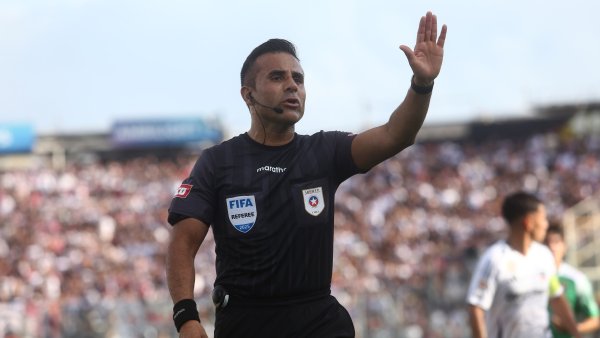 Alerta en el fútbol chileno: Sindicato de Árbitros Profesionales aprueba huelga "casi unánime"