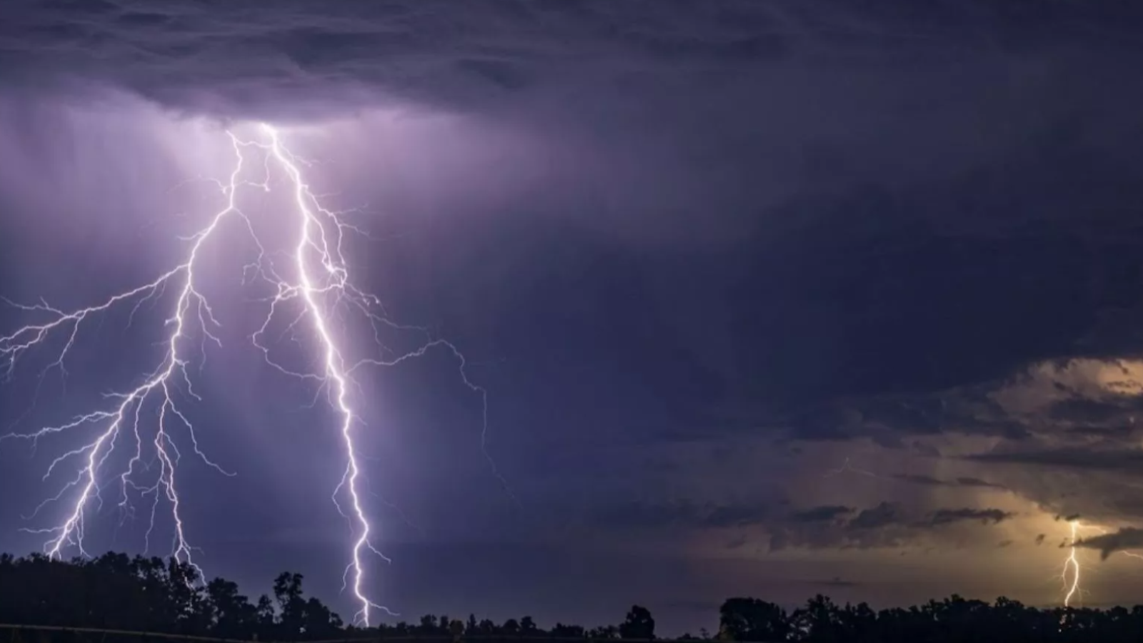 Alerta Temprana en la RM: Senapred advierte por probables tormentas eléctricas y riesgo de aluviones
