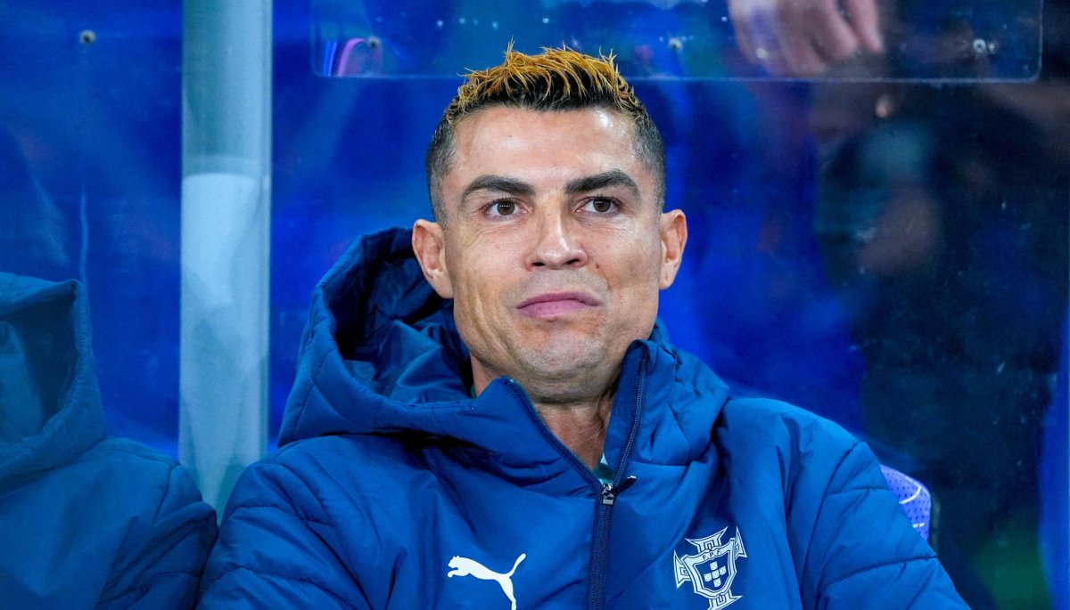 Photo: TVN Cristiano Ronaldo Leaves Portugal Camp After Feud With Jorge Jesus