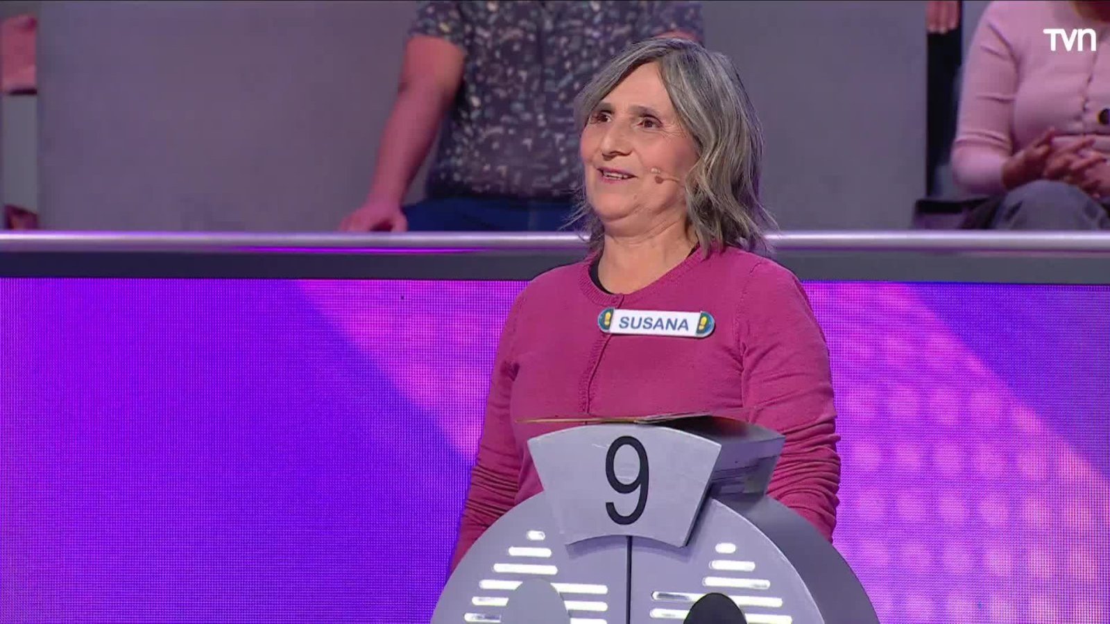 Susana llevó un regalo directo del municipio de Maule
