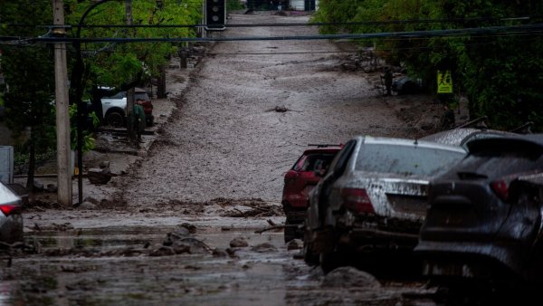 Senapred declara Alerta Roja en 10 comunas de la Región Metropolitana por riesgo de aluviones
