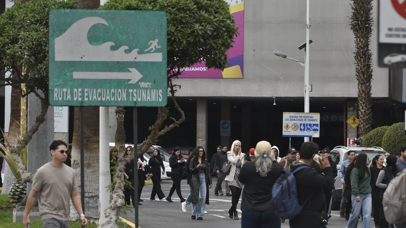 SHOA cancela amenaza de tsunami para las costas de Chile tras terremoto en Panamá
