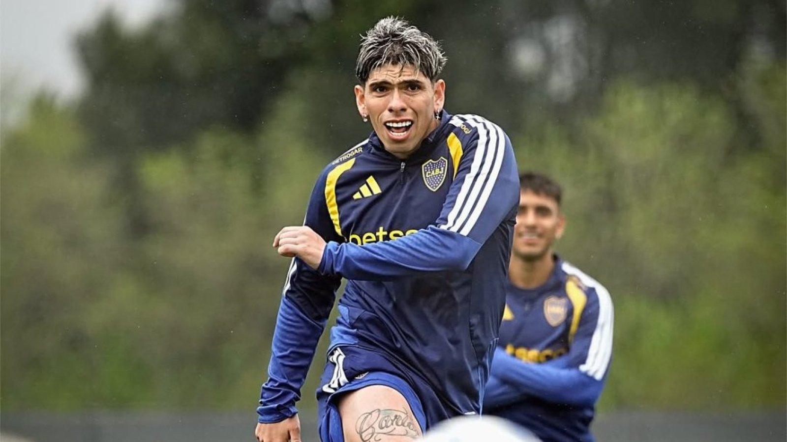 Boca Juniors empata contra Instituto de Córdoba y así evaluaron a Carlos Palacios y Wiliams Alarcón
