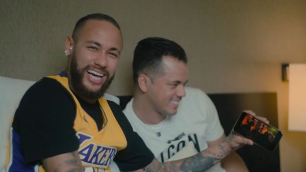 "Borrachos": Neymar muestra inédito video de Lionel Messi