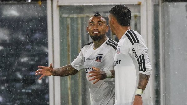 "Sería un espectáculo": adelantan el posible destino de Arturo Vidal si no renueva en Colo Colo