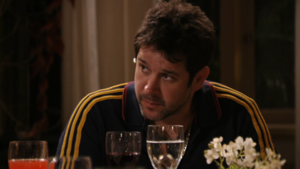 Avenida Brasil - T1E133 | El eco de un divorcio
