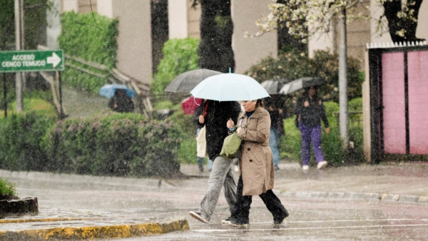 Vuelve la lluvia a la capital: Conoce los días, horas y cuántos milímetros caerán esta semana