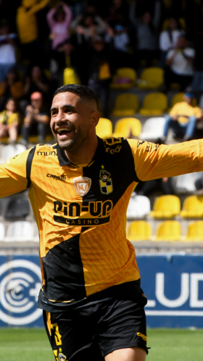 Coquimbo Unido golea sin piedad a Colo Colo y enciende el Campeonato Nacional