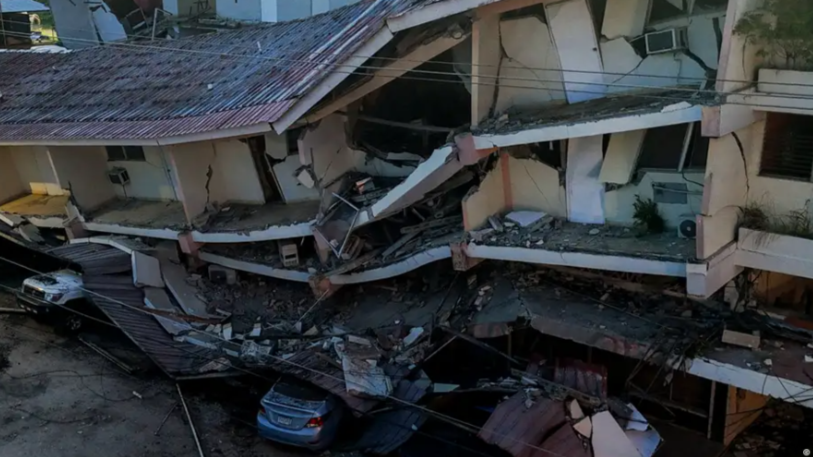 Panamá declara emergencia nacional tras violento terremoto
