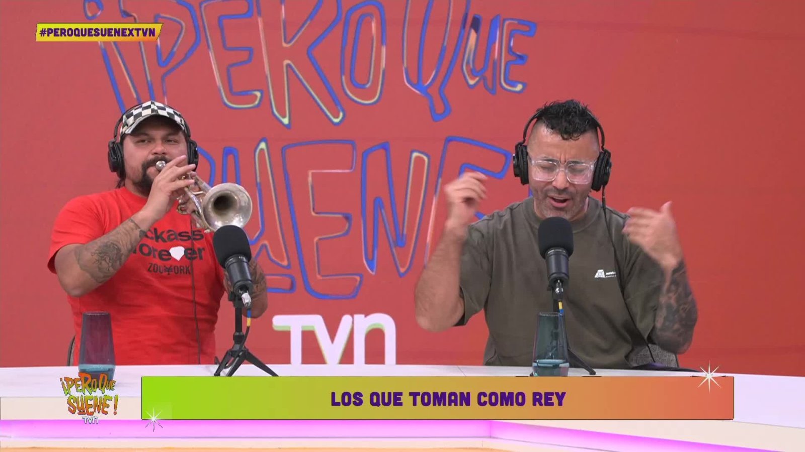 "Los que toman como rey", junto a Tomo Como Rey
