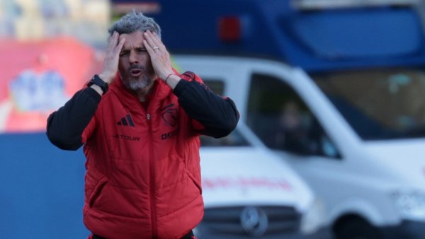 "Va a buscar la salida de Colo Colo, a pesar de que le queda un año de contrato"