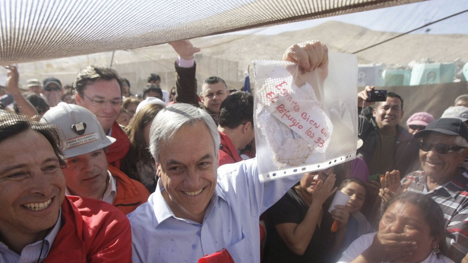 "Sígame": La orden del presidente Piñera que marcó la transmisión del rescate de los 33 mineros
