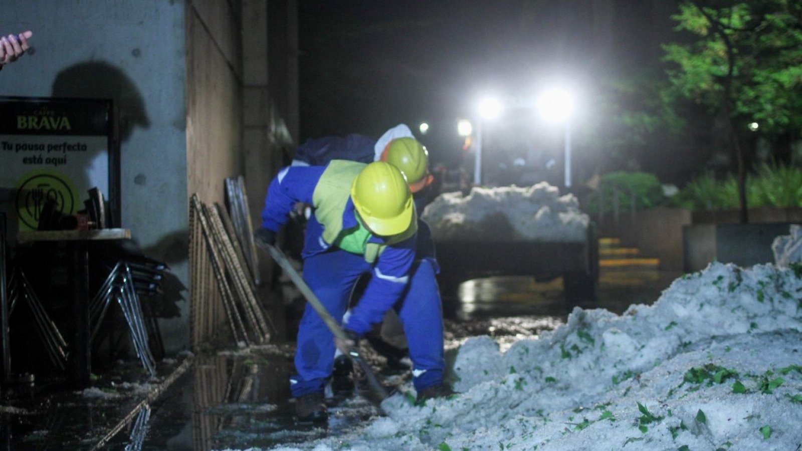 Balance tras tormenta en la RM: viviendas dañadas y cortes de luz
